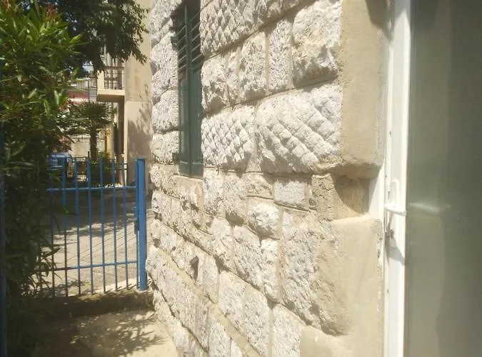 Doris 2 Apartman